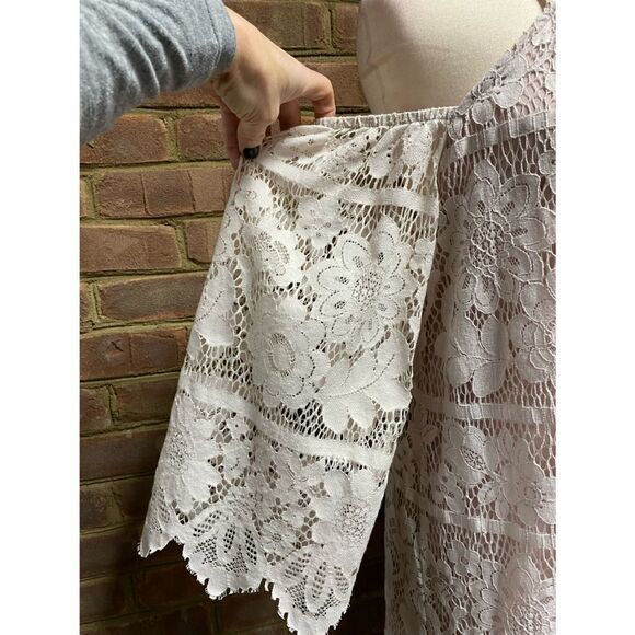 Xhilaration Blush Lace Cold Shoulder Dress Size Small - Picture 3 of 6